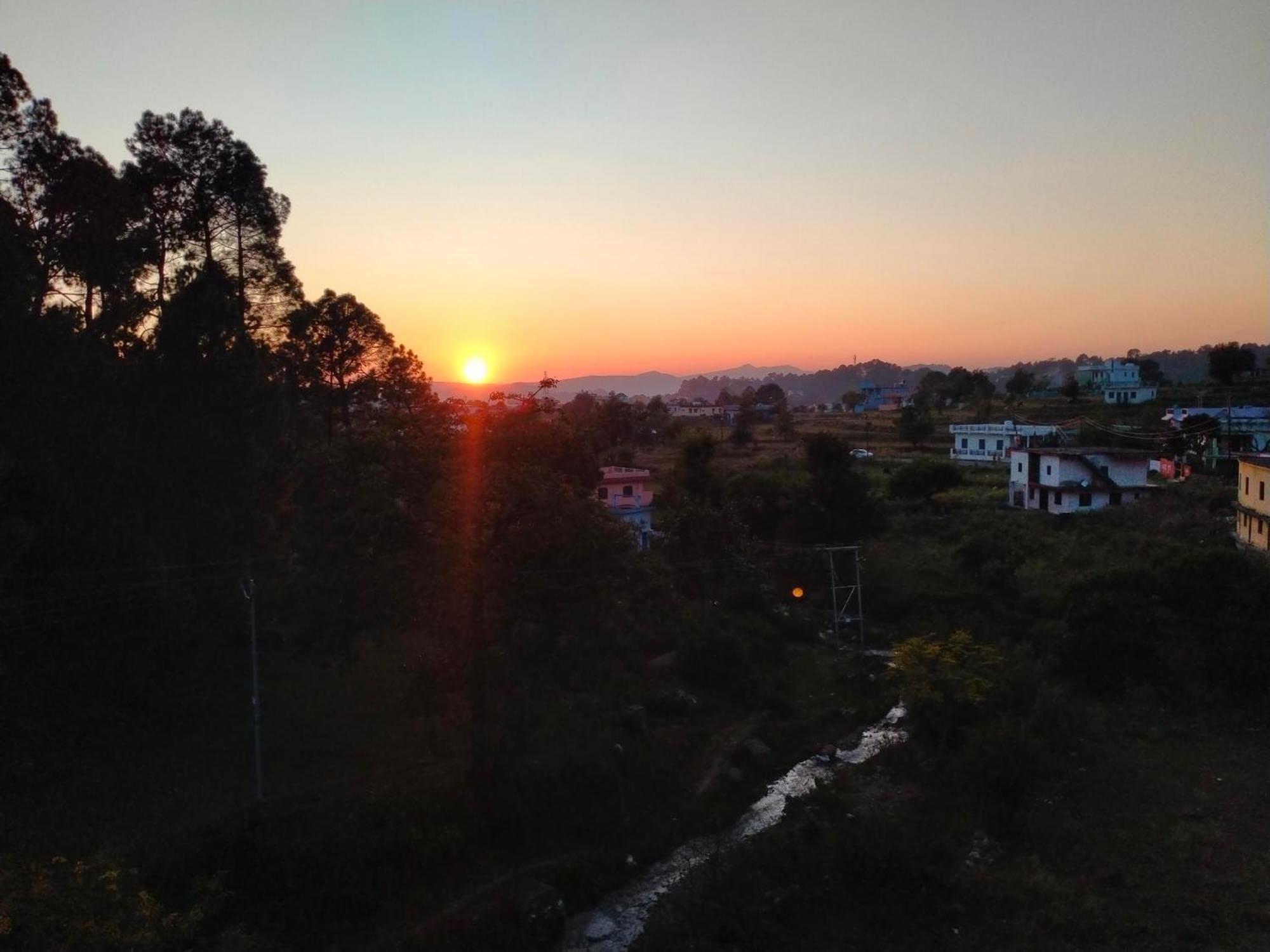Shree Home Stay Dwarahat Esterno foto